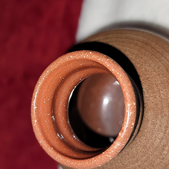 Set of 2 Mini Tradional Brown Hand Pottery Vases - Picture 5 of 9